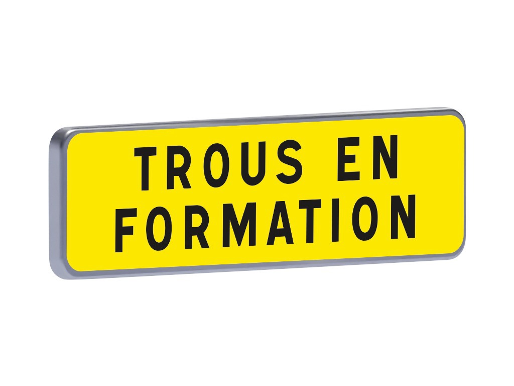 KM9 Trous en formation