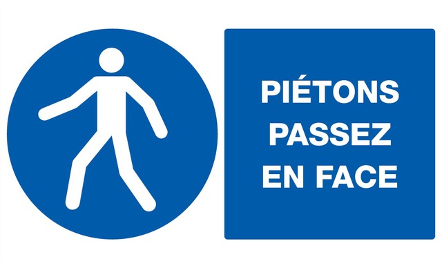 Piétons passez en face