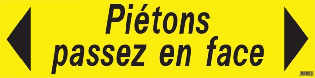 Piétons passez en face